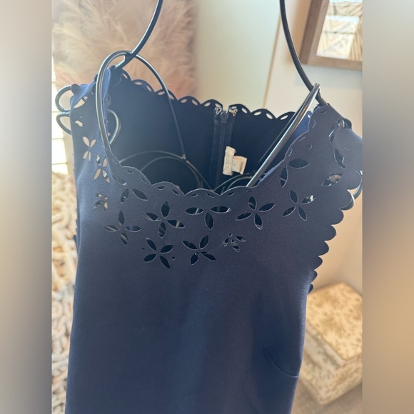 Women’s J. Crew Laser cut Navy Blue dress size 8 - Picture 2 of 4